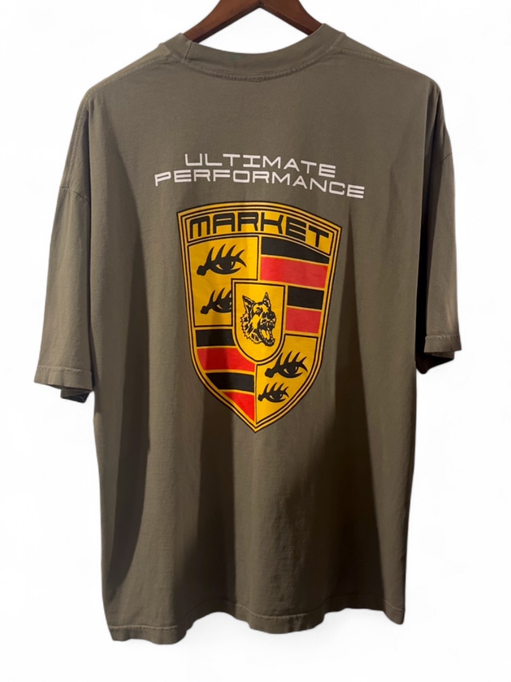 Men’s Market Olive Green Porsche Logo Graphic T-Shirt Size XL